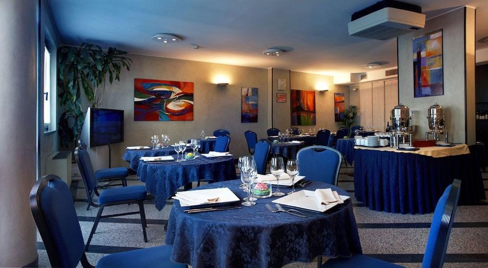 Pacific Hotel Airport بورغارّو تورينيسِّ المظهر الخارجي الصورة
