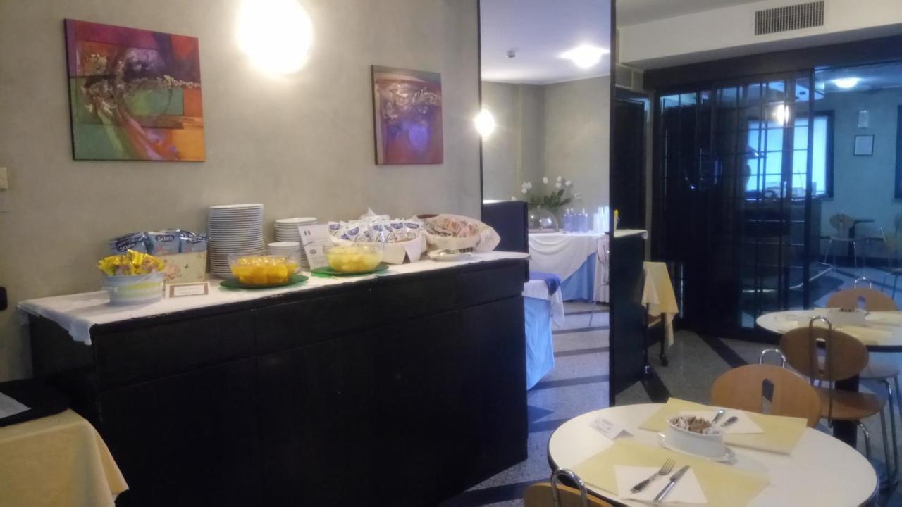Pacific Hotel Airport بورغارّو تورينيسِّ المظهر الخارجي الصورة